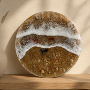 Handcrafted Coastal Resin Art Inspired by Nature’s Beauty